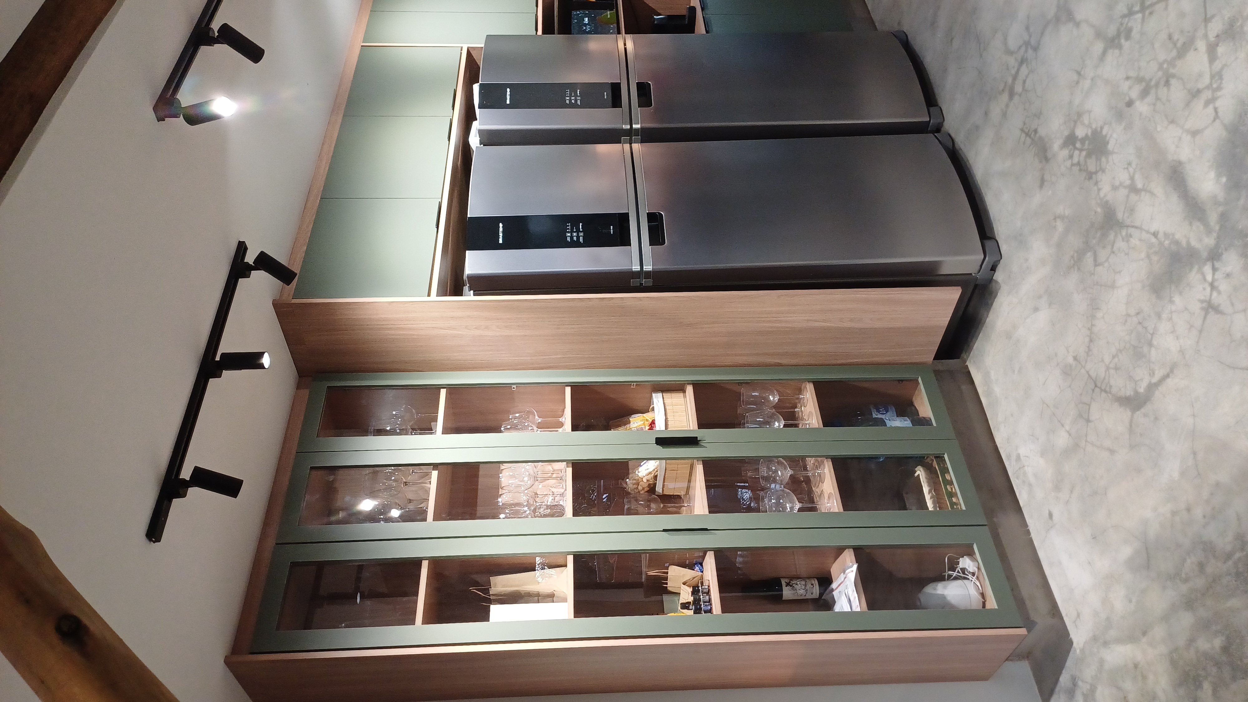 Detalhe de marcenaria e acabamento